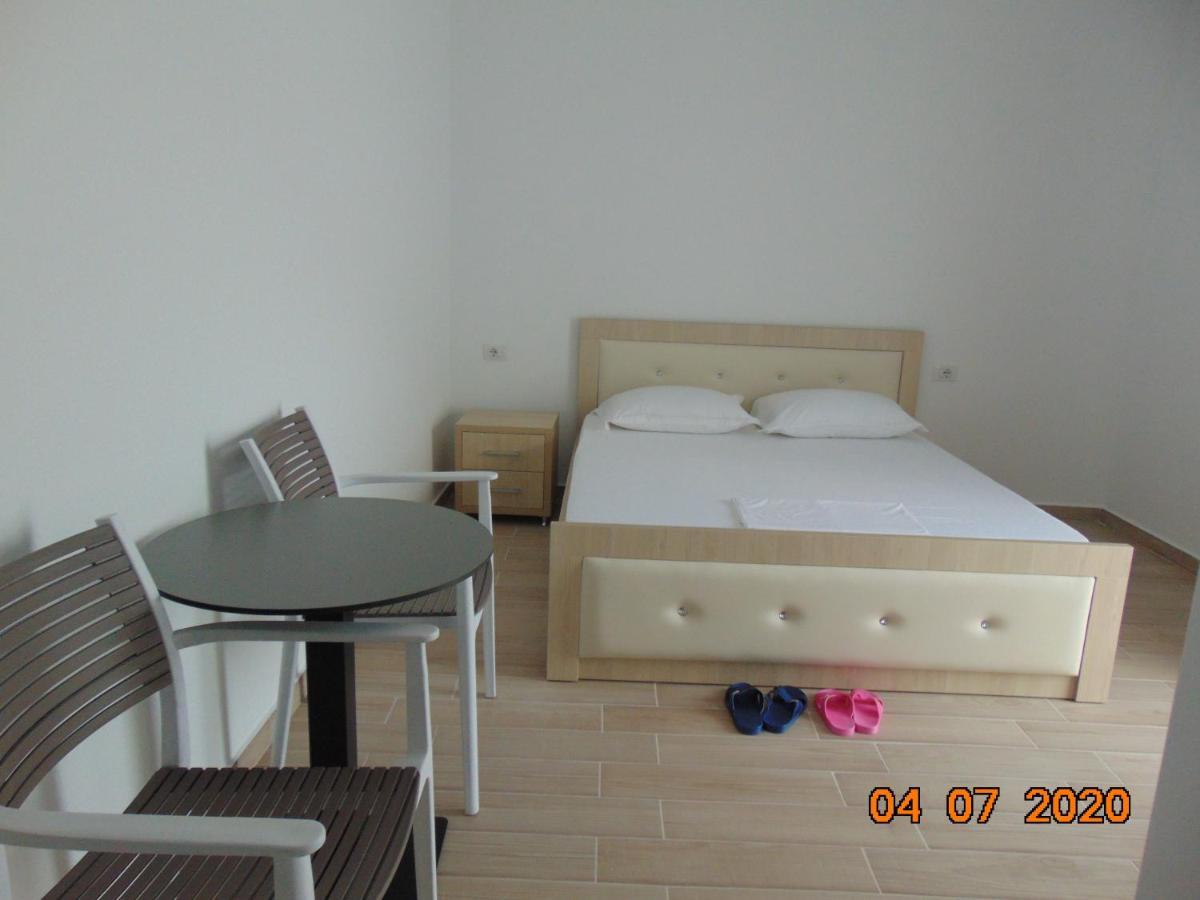 South Coast Villa Borsh Luaran gambar